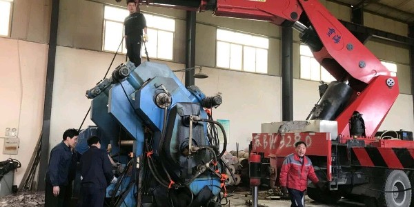 企業(yè)面對工廠設備搬遷怎樣選擇好的搬運公司